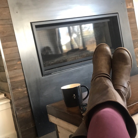 Meet your Posher, Amanda - Picture 1 of 1